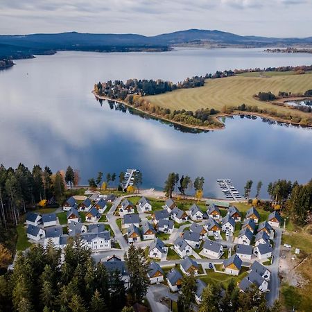 Deluxe Apartment Lipno - Lake Side Village, Frymburk Nad Vltavou Esterno foto